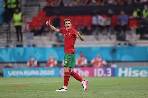 帕利尼亚：穆里尼奥是否执教葡萄牙队？我们不关心，要专注于比赛