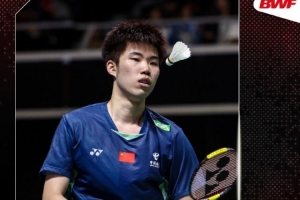 争气！翁泓阳2-0轻取于亚贝，晋级羽毛球世锦赛男单第二轮
