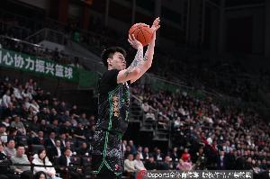 媒体人：会有3-4名球员去辽宁试训 最终预计2人以转会方式加盟