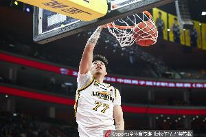 媒体人：上海得到张镇麟 锋线实力提升 国产锋线价值或进一步走高