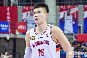 富裕！萨林杰焦泊乔任骏飞领衔广东男篮新赛季阵容