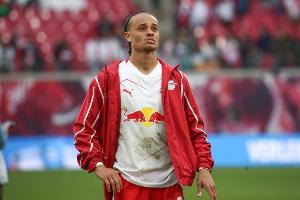 图片报：热刺愿支付西蒙斯7000万欧解约金，球员仍在等切尔西报价