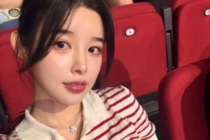 Doinb妻子糖小幽赛后更博：涅槃从来不是贬义词