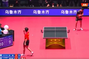 输球后摔拍发泄！乒协官方：孙闻停赛一轮，不得参与今天上午比赛