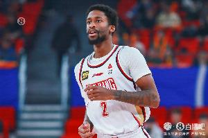 媒体人：有北区上游球队正接触科比-西蒙斯 后者上赛季场均17.2分