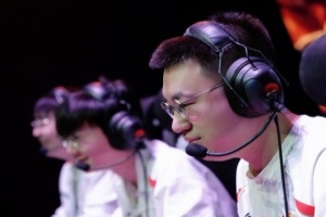 WBG轻松晋级季后赛八强，将与NIP、EDG等待前四队伍挑选！