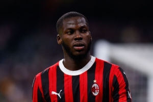 迪马：穆萨400万租借费+2600万欧买断加盟亚特兰大，将在今天体检