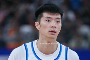 宁波男篮晒队内单挑视频：王子瑞潇洒反篮上进&干拔命中