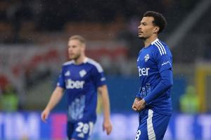 才29！邮报：阿里与科莫解约考虑退役 22岁身价1亿29岁仅剩200万