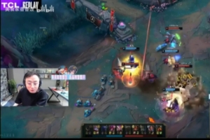 水晶哥：现在JDG真大哥是小徐，ID一遮我以为JDG是涅槃