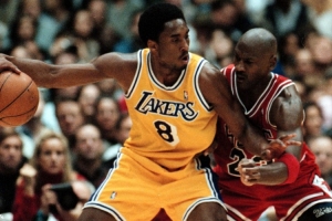 武贾西奇：科比总在追逐乔丹 他们两站在同一座高山的最顶峰