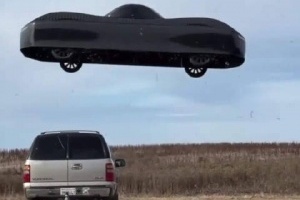 可跑可飞？马斯克投资的飞行汽车进行试运营 售价高达214万