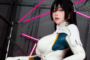 视觉盛宴！《剑星》体模尹雪花绝美COS新照视频赏析