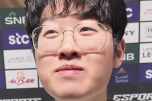 zeus心目中完美选手：个人操作zeus 心态游戏理解关键时刻Faker