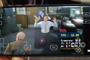 外网流出手机玩《给他爱5》实拍视频：使用PS3模拟器