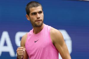 直落3盘！阿尔卡拉斯胜德约进美网决赛 静待辛纳/阿利亚西姆胜者