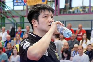 德甲首胜！樊振东3-1泽利科，获得加盟萨尔布吕肯后德甲首胜