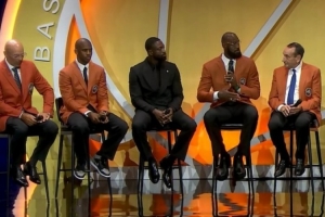 队魂一定在天上看！梦八救赎队老K及多位队员到场 唯独科比缺席