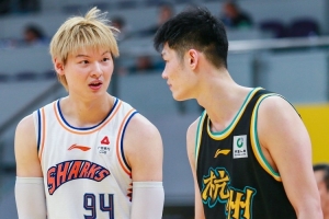 媒体人：上海队将在10月2号和3号与浙江队&广厦队进行热身赛