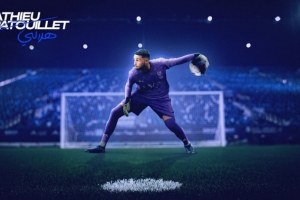 官方：新月34.2万欧签下里昂门将马修-帕图耶，签约2年