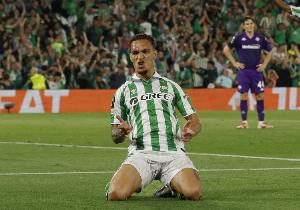 支持一波？西媒：安东尼将在贝蒂斯推出个人服装品牌ILUMINADO