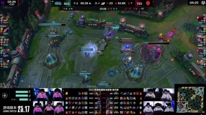 是兄弟就来亮标！23JDG中野高地上互相亮JDG队标