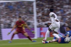 卡拉格：皇马第二粒点球简直是我见过最糟糕的判罚之一，难以置信