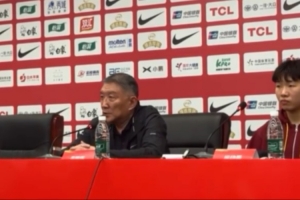 宫鲁鸣谈中国女篮选人标准：攻守兼备 要能跟上比赛的节奏