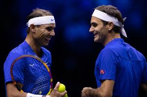 是否会与纳达尔开启巡回表演赛？费德勒：为什么不呢，我爱拉斐尔