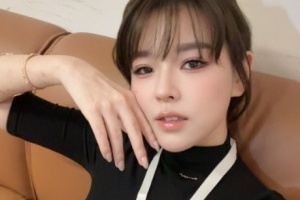 前PUBG美女选手沫子晒照：今日妆造