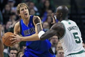 KG和司机谁更强？杨毅：类型不同 加内特防守更厉害&司机进攻更强