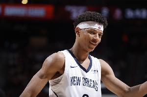 杜马斯谈7号秀费尔斯：打什么样取决于他自己 只要准备好会给机会