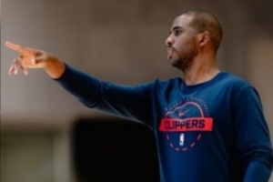 祖巴茨：每次对阵保罗总会有额外的火药味 他是史上最佳控卫之一