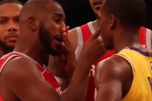 杨毅：保罗除了身高其他天赋都到极致了 就喜欢他的这个劲头