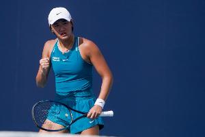 本土德比！王曦雨2-0击败郭涵煜取得中网首胜，下轮将战诺斯科娃