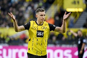 法尔克：拜仁对施洛特贝克感兴趣，但目前他并非首选