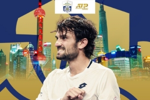 瓦舍罗：这是疯狂的一周，我打出精彩击球后忍不住看费德勒的反应