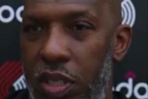 比卢普斯：杨瀚森上一场的表现毫无预兆 像火箭一样突然升空