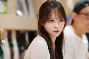 Oner姐姐文慧真晒照：很开心可以跟粉丝们相见！