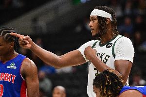 字母哥谈特纳：我和他都乐于接受反馈 产生化学反应只是时间问题