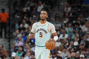 高效全能！卡斯尔12中8拿下22分7板6助2断