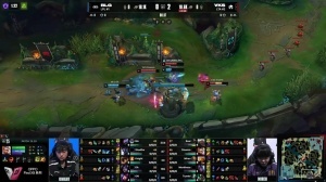 卧槽兵！VKS下路越塔失误BLG完成一换二 小兵极限A死丝血维鲁斯