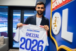 太阳报：欧足联正调查里昂新援加扎尔在欧联违规上场一事