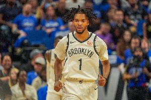 真练出来了！扎威各种自信三分 13中9&三分9中6拿到25分 另有3断