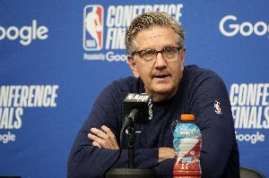 森林狼主帅：防守没达到应有的水准 既没有侵略性也没有拼搏精神