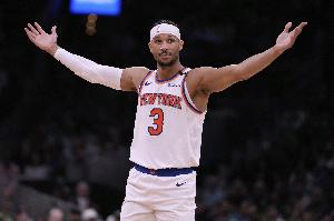 唐斯：并不意外哈特19分钟14篮板 他就是有这样的能量影响比赛