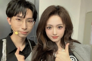 KPL解说灵儿晒照：十周年随机集邮～ 最后一张有惊喜！！！