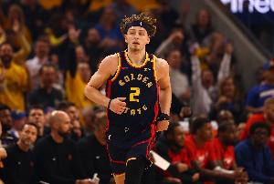 勇士官方：球队已执行波杰姆斯基26-27赛季球队选项