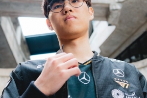 T1.Oner在对战AL决胜局中选择打野蒙多 这是他职业生涯首次使用！