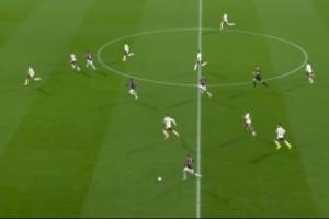 拼！枪手两球领先仍全员狂奔回防，塔帅称赞：10名球员冲刺了80米